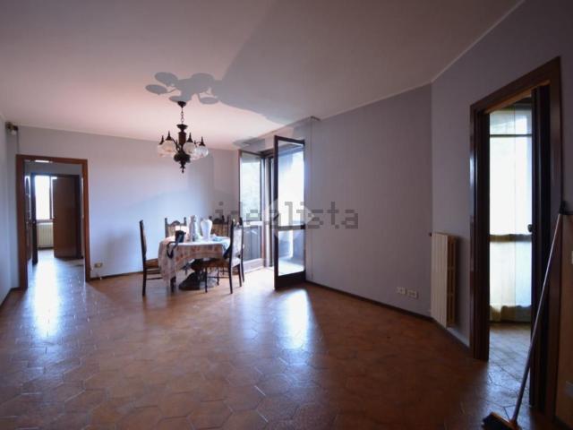 Appartamento in vendita di 100 m² in Via XXV Aprile, 35
