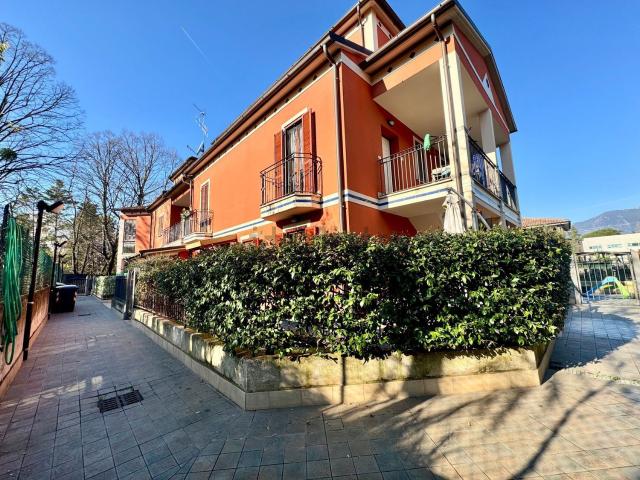 Appartamento in vendita di 100 m² in Viale Trieste