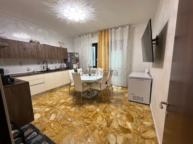 Appartamento in vendita di 100 m² in Viale Venezia