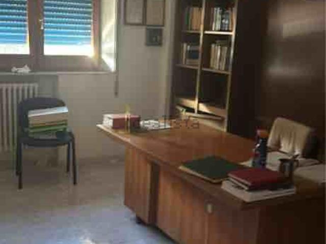 Appartamento in vendita di 100 m² in Viale Virgilio, 53