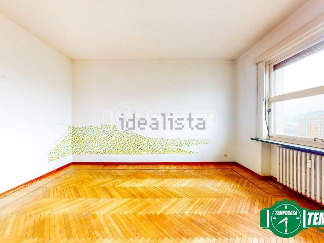 Appartamento in vendita di 100 m² in Viale Aurelio Saffi, 24