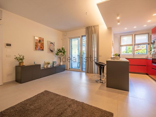 Appartamento in vendita di 100 m² in Viale Bagnacavallo, 2
