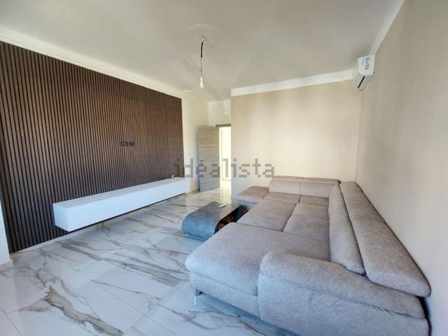 Appartamento in vendita di 100 m² in Viale Benvenuto Cellini, 81