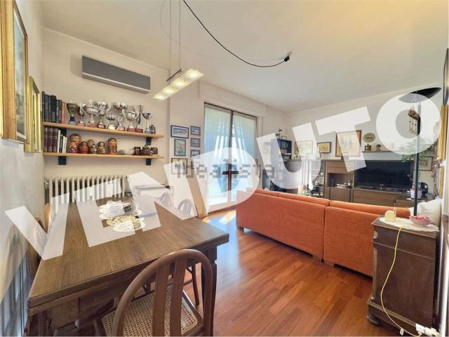 Appartamento in vendita di 100 m² in Viale C. Battisti, 137