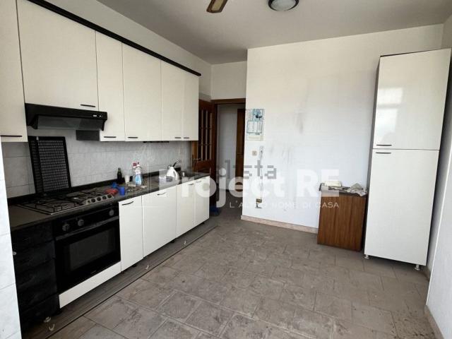 Appartamento in vendita di 100 m² in Viale Calabria