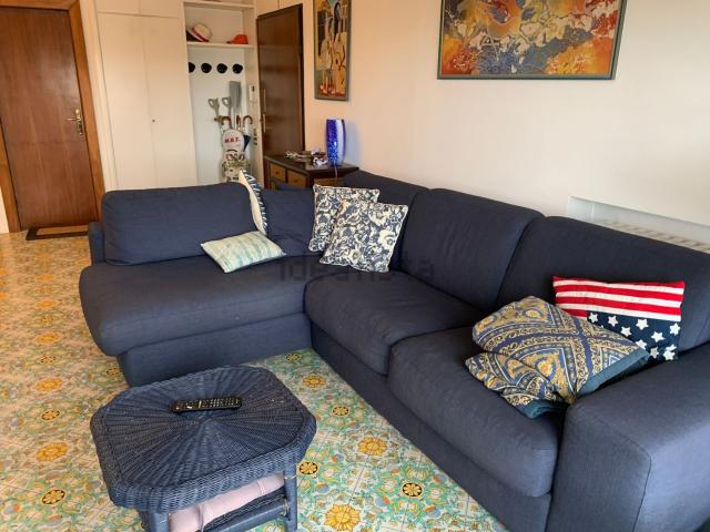 Appartamento in vendita di 100 m² in Viale CECCARINI