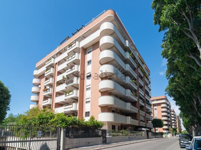 Appartamento in vendita di 100 m² in Viale Città d&apos Europa