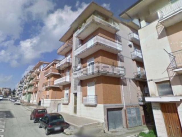 Appartamento in vendita di 100 m² in Viale Dante Alighieri