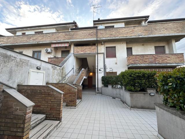Appartamento in vendita di 100 m² in Viale dei Tigli, 126