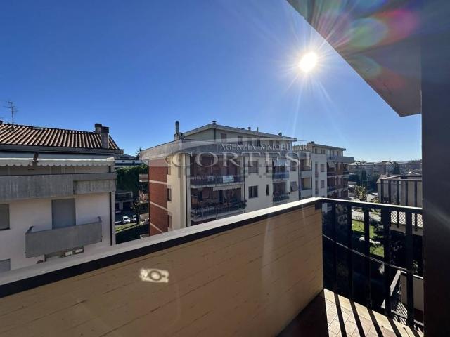 Appartamento in vendita di 100 m² in Viale del Polacchino, 16