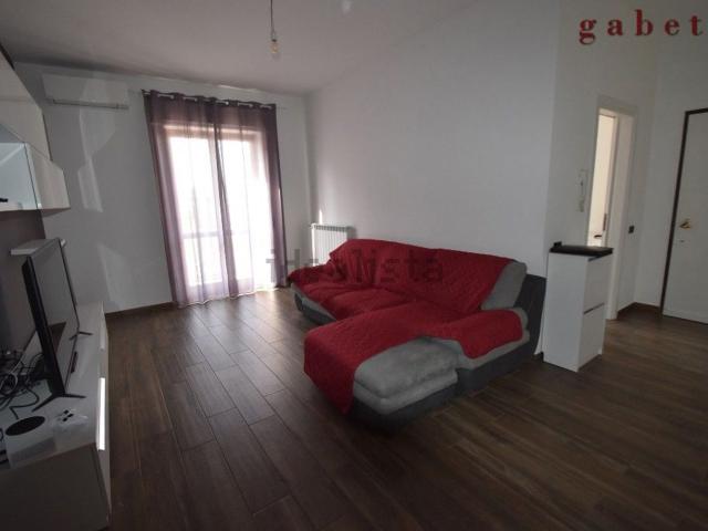 Appartamento in vendita di 100 m² in Viale della Repubblica, 1