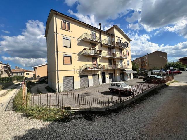 Appartamento in vendita di 100 m² in Viale della Resistenza, 3