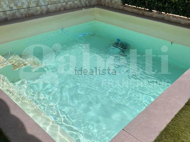 Appartamento in vendita di 100 m² in Viale della Stazione