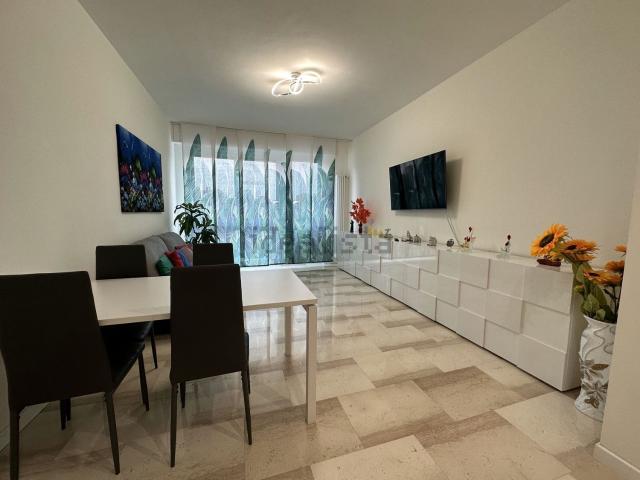 Appartamento in vendita di 100 m² in Viale Famagosta, 36