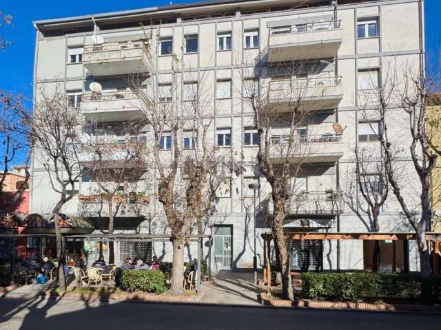 Appartamento in vendita di 100 m² in Viale Giovanni XXIII, 10
