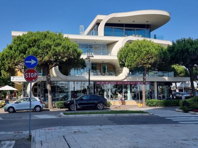 Appartamento in vendita di 100 m² in Viale Giosuè Carducci, 104
