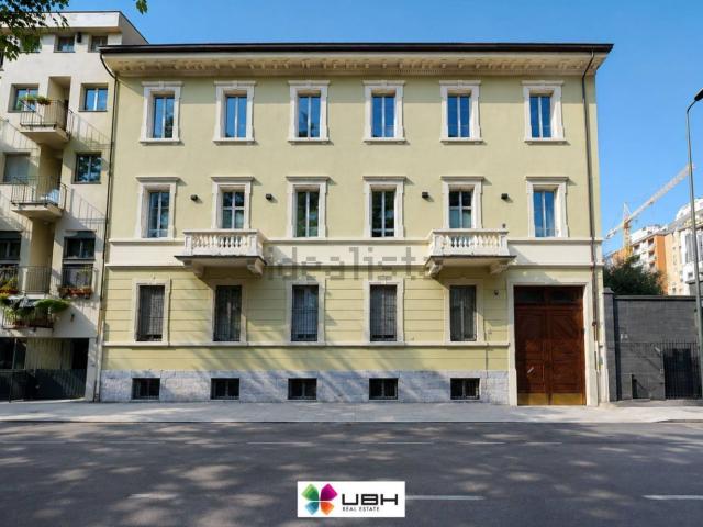 Appartamento in vendita di 100 m² in Viale Liguria, 45