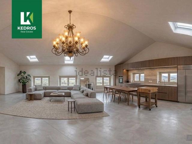Appartamento in vendita di 100 m² in Viale Luigi Borri, 176