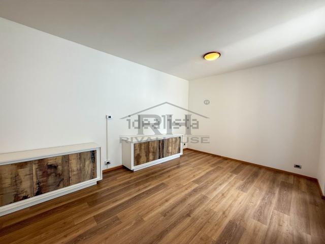 Appartamento in vendita di 100 m² in Viale Nino Pernici