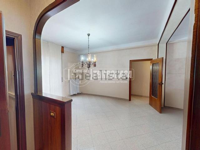 Appartamento in vendita di 100 m² in Viale Rinascita, 63