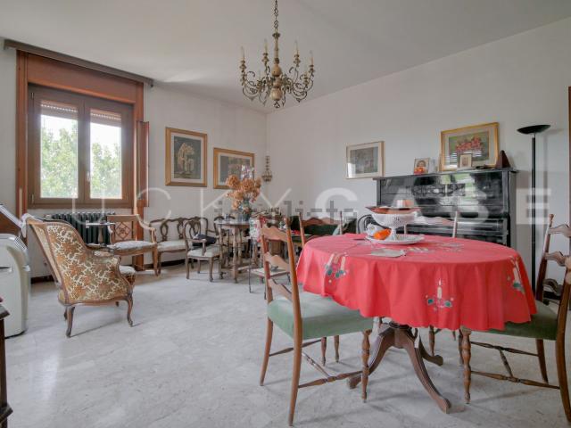 Appartamento in vendita di 100 m² in Viale Stelvio, 60