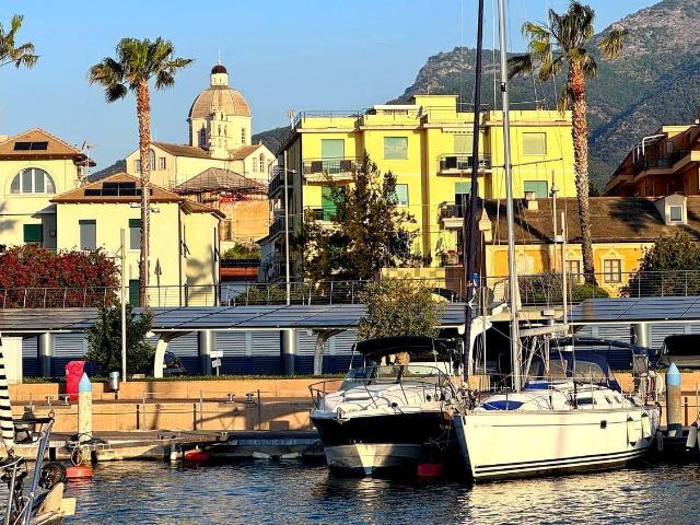 Appartamento in vendita di 100 m² in Vico della Madonnetta, 1
