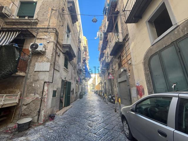 Appartamento in vendita di 100 m² in Vico Fonseca, 34