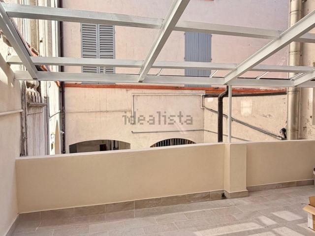 Appartamento in vendita di 100 m² in Vicolo Camillo Coccapani