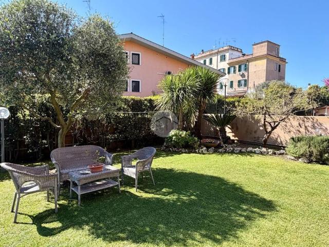 Appartamento in vendita di 100 m² in Vicolo Clementi, 11