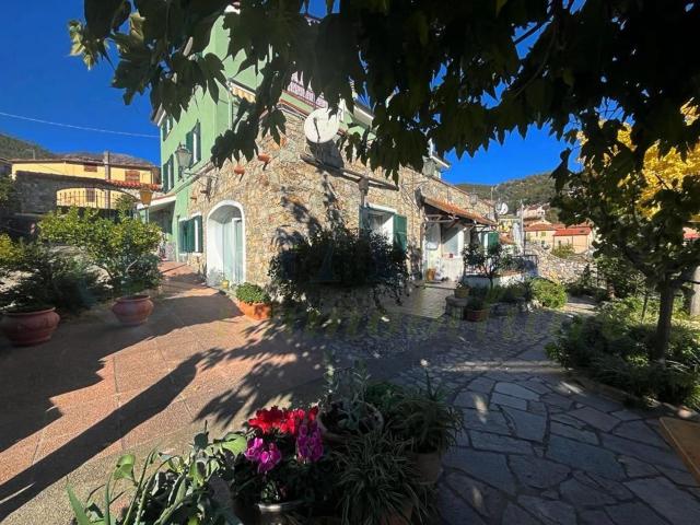 Appartamento in vendita di 100 m² in Borgo Case