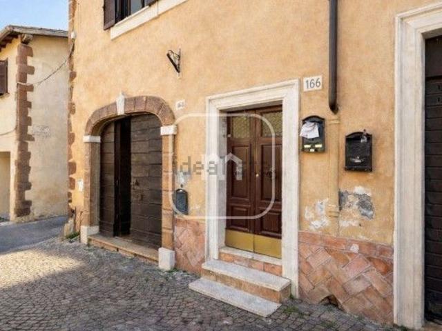 Appartamento in vendita di 100 m² in Borgo San Martino, 166