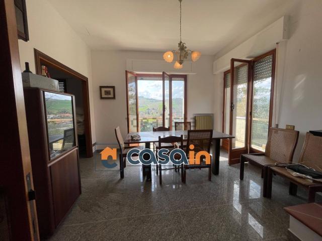 Appartamento in vendita di 100 m² in Contrada Montebove Ovest, 19