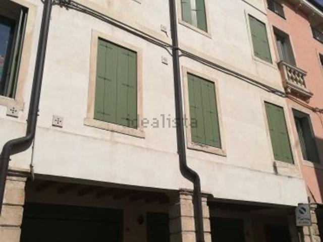 Appartamento in vendita di 100 m² in Contrada Porta Santa Lucia