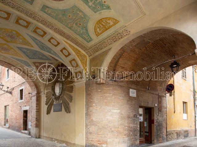Appartamento in vendita di 100 m² in Corso Traiano Boccalini, 15