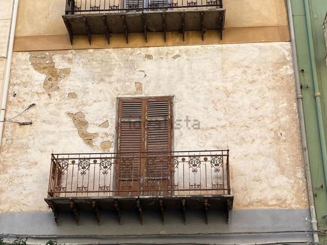 Appartamento in vendita di 100 m² in Corso UMBERTO