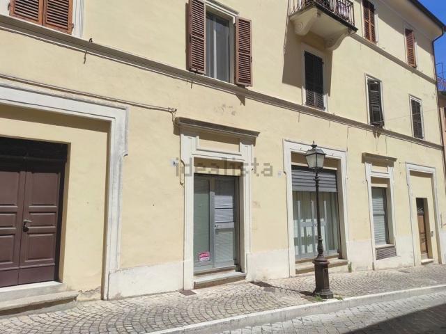 Appartamento in vendita di 100 m² in Corso Garibaldi Gia Via Farnesia