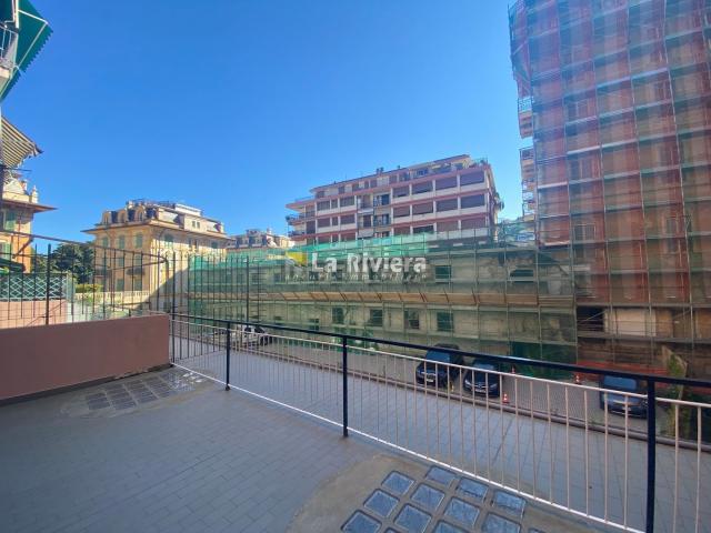 Appartamento in vendita di 100 m² in Corso Giacomo Matteotti