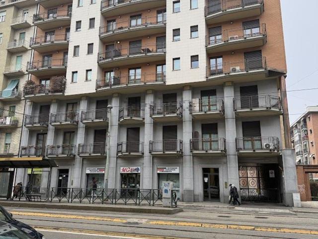Appartamento in vendita di 100 m² in Corso Giulio Cesare, 181