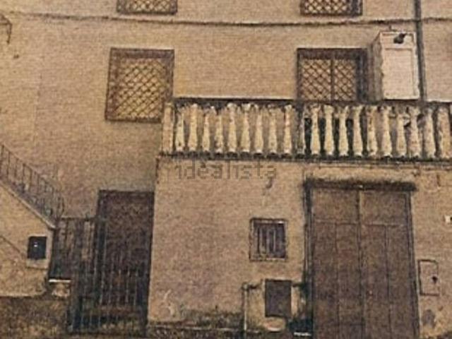 Appartamento in vendita di 100 m² in Corso Laura Serra