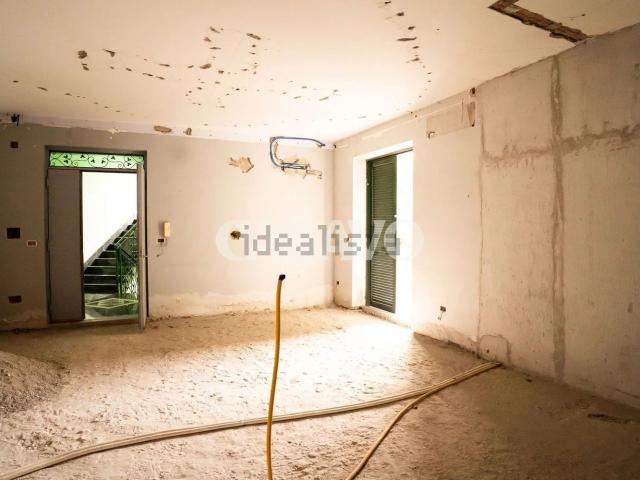Appartamento in vendita di 100 m² in Corso Meridionale, 95