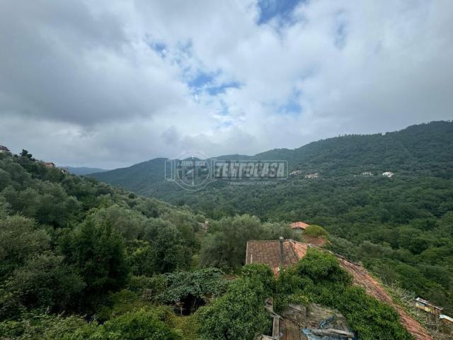 Appartamento in vendita di 100 m² in Frazione Poggio Bottaro