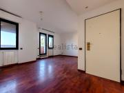 Appartamento in vendita di 100 m² in Galleria Europa, 33
