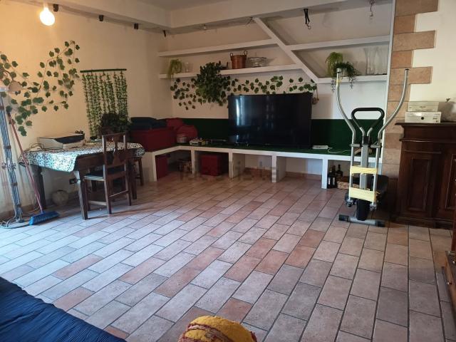 Appartamento in vendita di 100 m² in Largo Giacomo Matteotti, 2