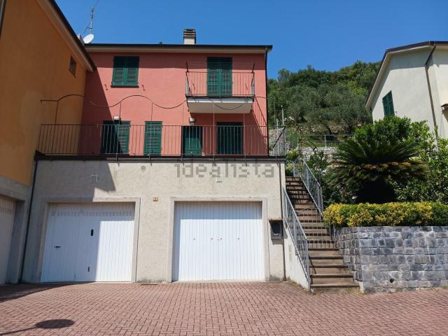 Appartamento in vendita di 100 m² in Località Crovetta, 33
