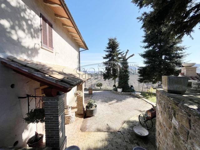 Appartamento in vendita di 100 m² in Località Romeggio