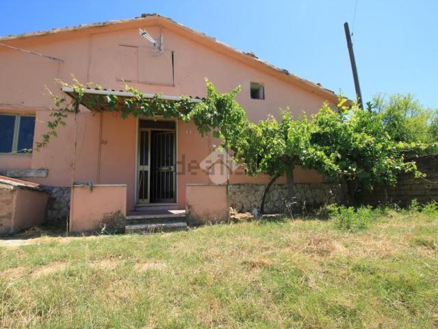 Appartamento in vendita di 100 m² in Località san Valeriano, 2