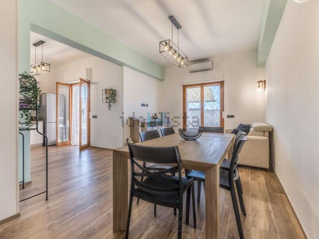 Appartamento in vendita di 100 m² in Lungomare delle Sirene, 336