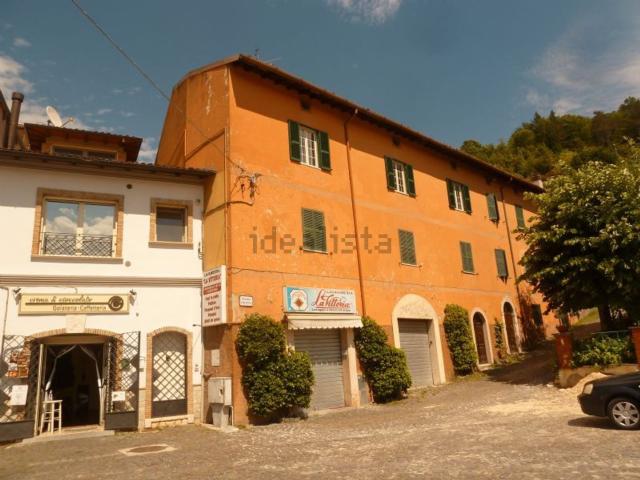 Appartamento in vendita di 100 m² in Piazza colonna