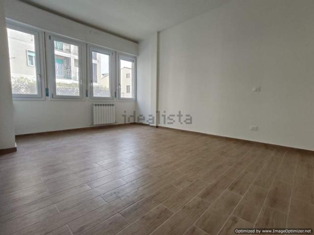 Appartamento in vendita di 100 m² in Piazza Bernardo Tanucci, 1