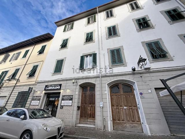Appartamento in vendita di 100 m² in Piazza Garibaldi, 8